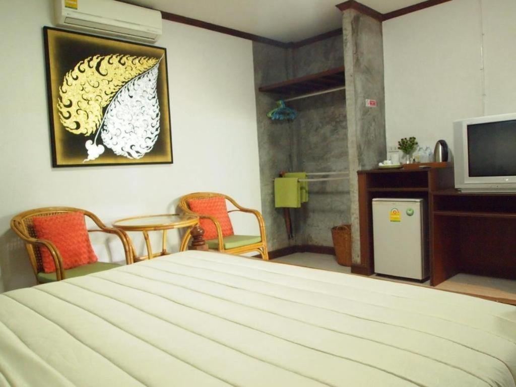 בופוט Baan Sala Lung Dam Hotel מראה חיצוני תמונה